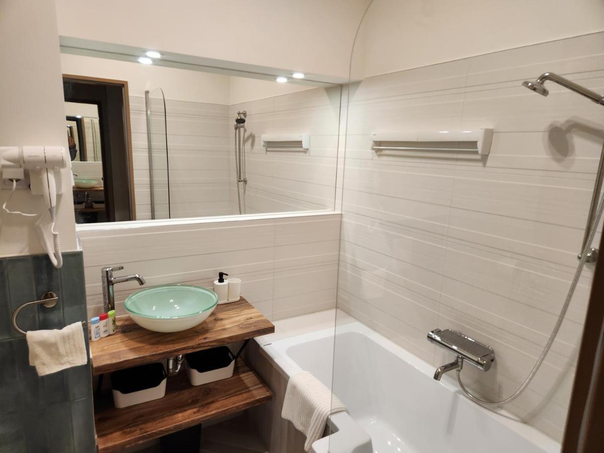 Aparthotel Apartman 18 à Debrecen Extérieur photo