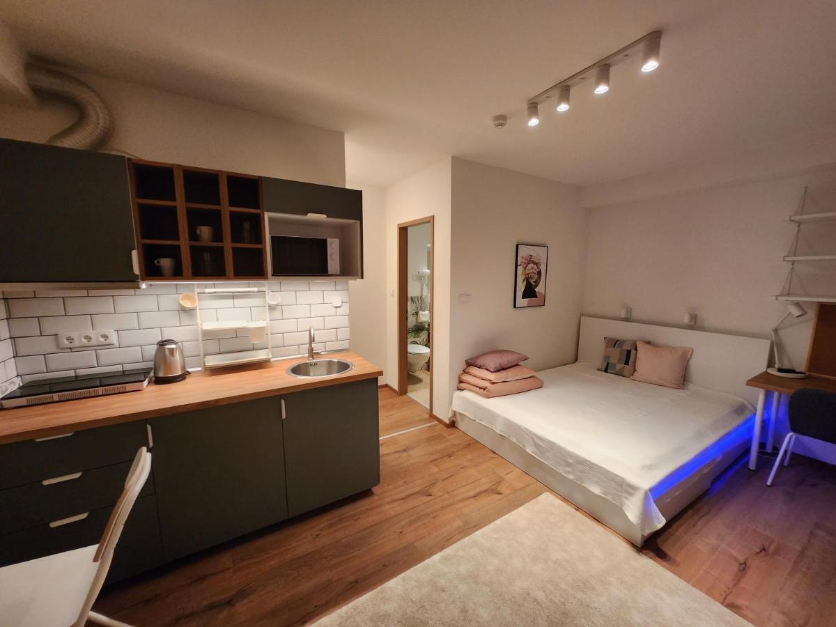 Aparthotel Apartman 18 à Debrecen Extérieur photo