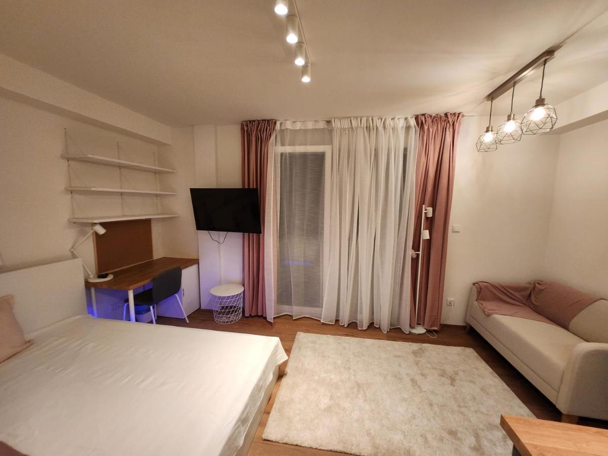 Aparthotel Apartman 18 à Debrecen Extérieur photo