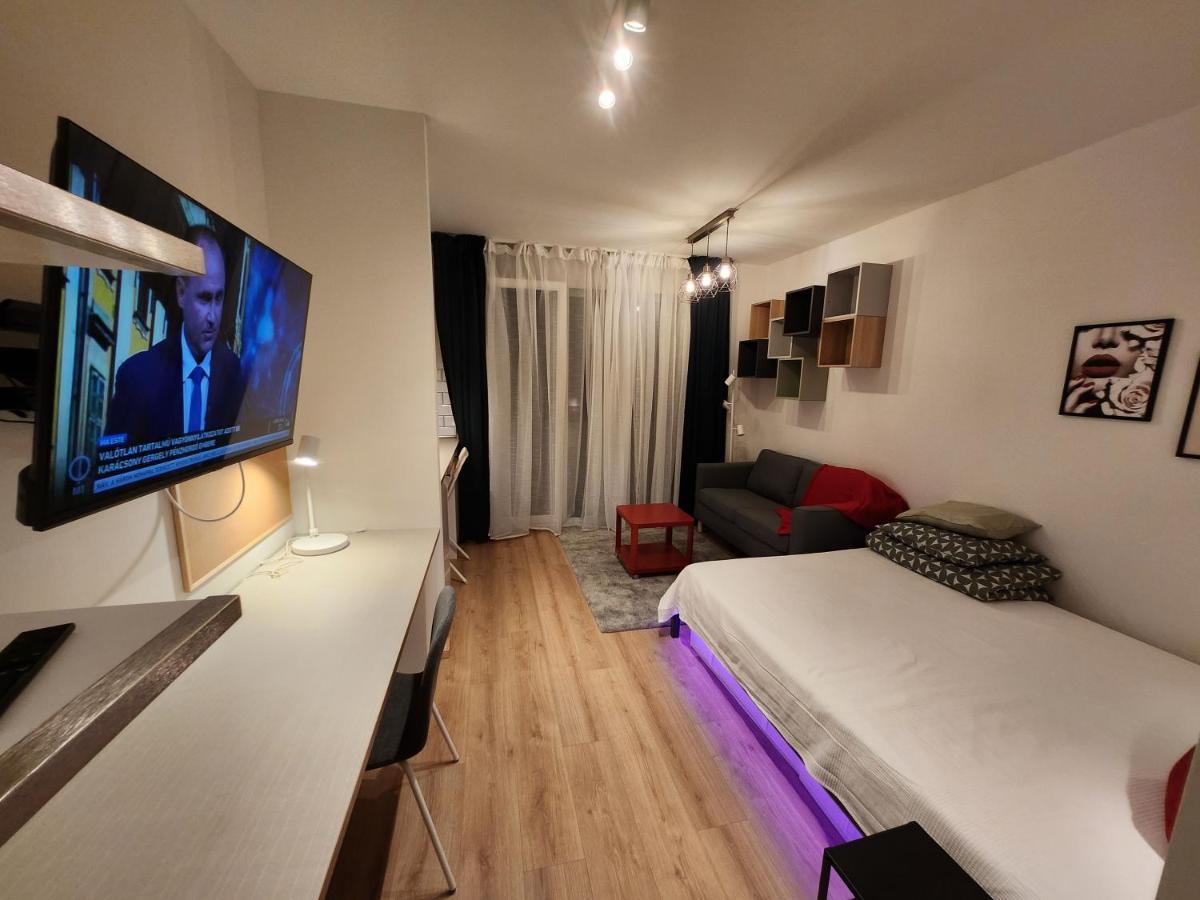 Aparthotel Apartman 18 à Debrecen Extérieur photo