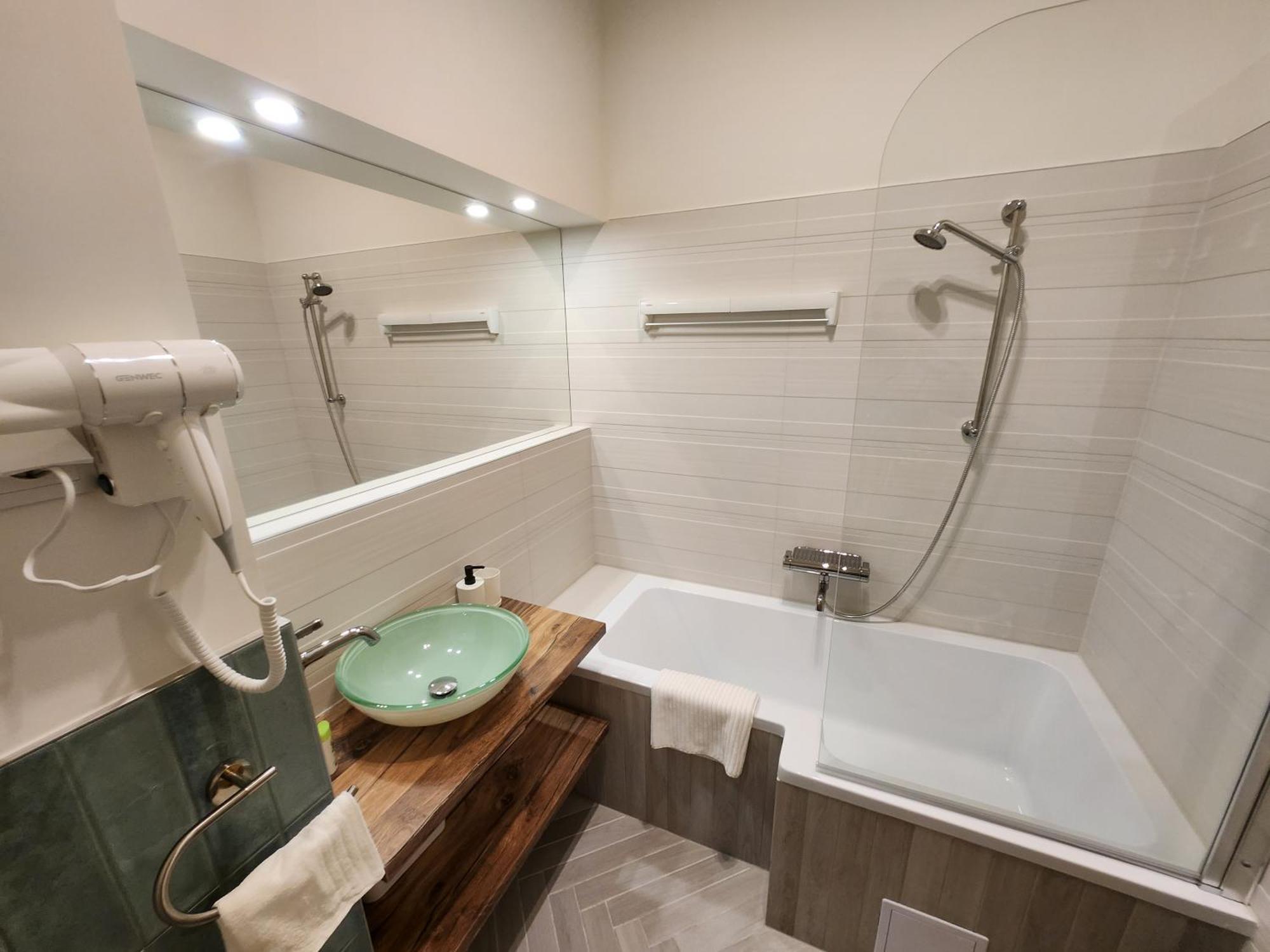 Aparthotel Apartman 18 à Debrecen Extérieur photo